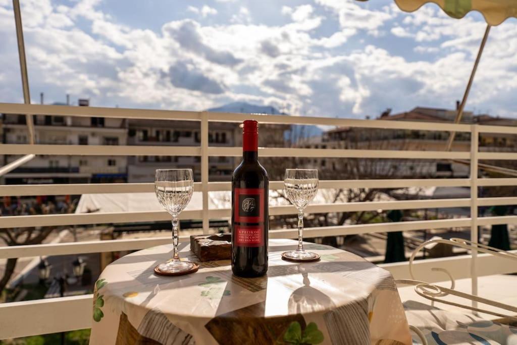 Theoni Central Apartment Калампака Екстериор снимка