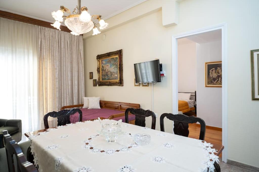 Theoni Central Apartment Калампака Екстериор снимка